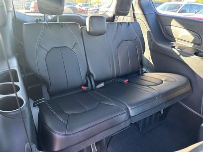 New 2026 Chrysler Pacifica Select