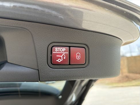 Used 2025 Mercedes-Benz GLA 250 4MATIC image 19