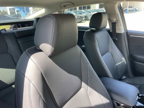 Certified 2021 Honda Clarity Touring image 23