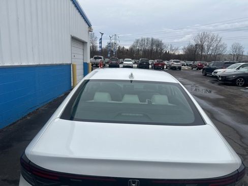 Used 2023 Honda Accord LX image 6