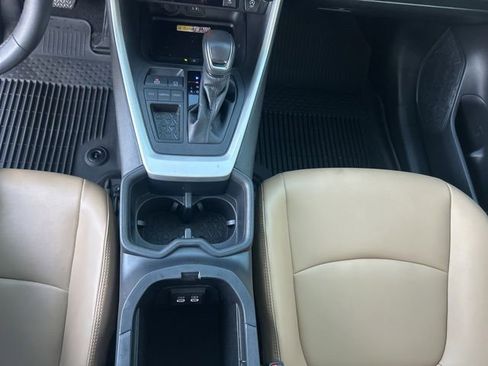 Used 2023 Toyota RAV4 XLE Premium FWD image 15