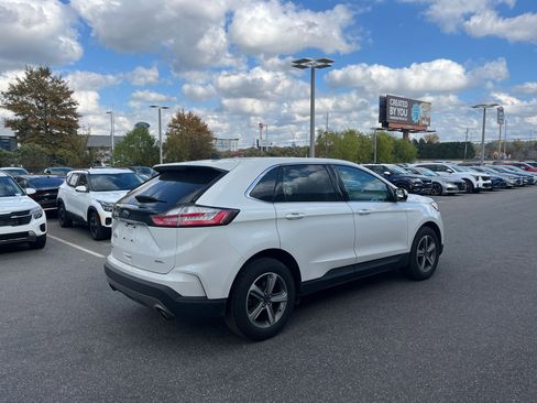 Used 2020 Ford Edge SEL image 8