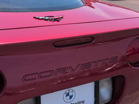 Used 2002 Chevrolet Corvette Coupe w/ Preferred Equipment Group2 RWD image 13