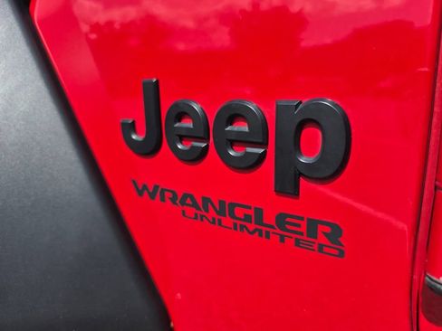 Used 2021 Jeep Wrangler Unlimited Sport AWD/4WD image 37