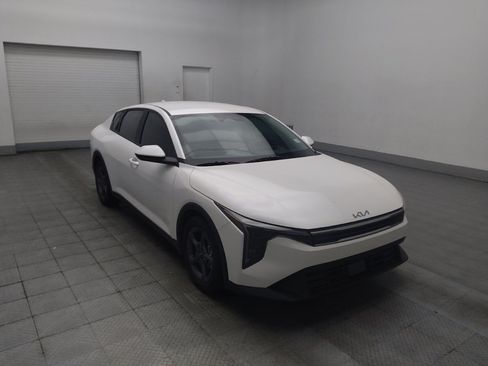 Used 2025 Kia K4 FWD image 13