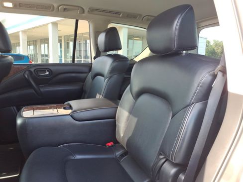 Used 2019 INFINITI QX80 Luxe RWD image 13