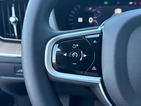 New 2026 Volvo XC60 B5 Ultra w/ Climate Package image 29