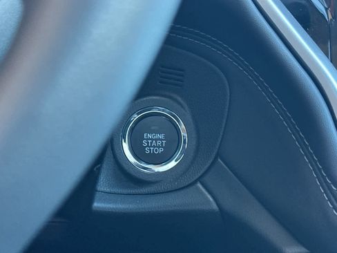 New 2025 Subaru Outback Limited image 25