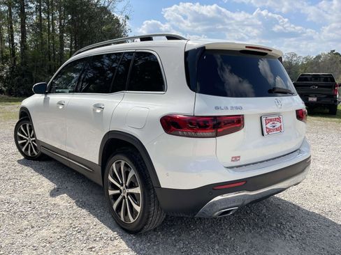 Used 2022 Mercedes-Benz GLB 250 4MATIC w/ Premium Package Lite image 21