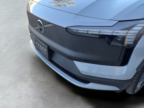 New 2026 Volvo EX30 Cross Country Ultra image 25