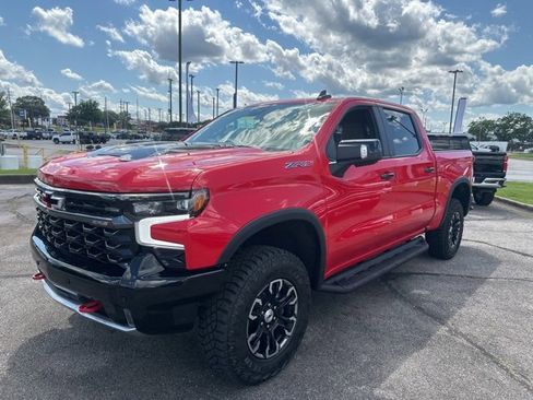 New 2025 Chevrolet Silverado 1500 ZR2 image 7