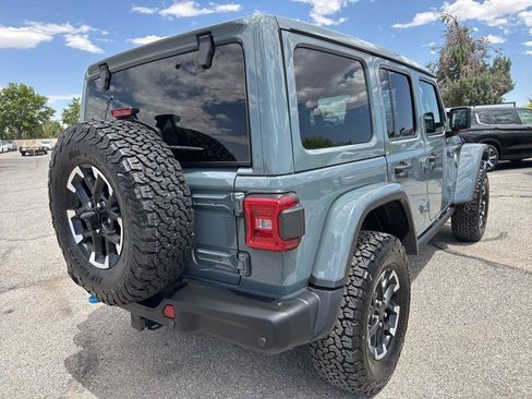 Used 2025 Jeep Wrangler Unlimited Rubicon 4xe AWD/4WD image 5