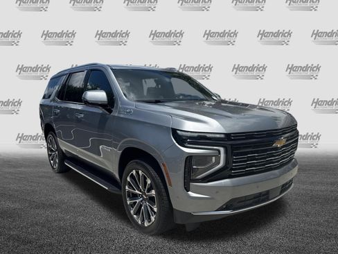 Used 2025 Chevrolet Tahoe High Country w/ Sun And Tow Package AWD/4WD image 2