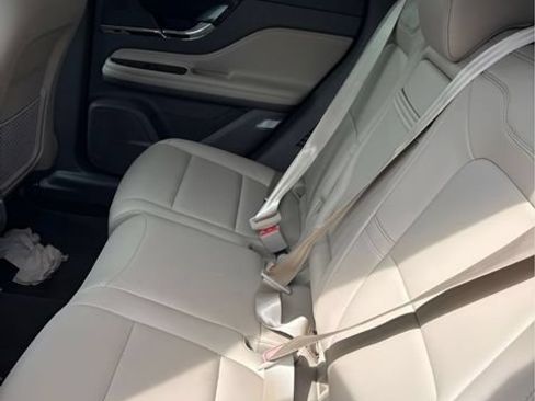 Used 2023 Lincoln Corsair FWD image 3