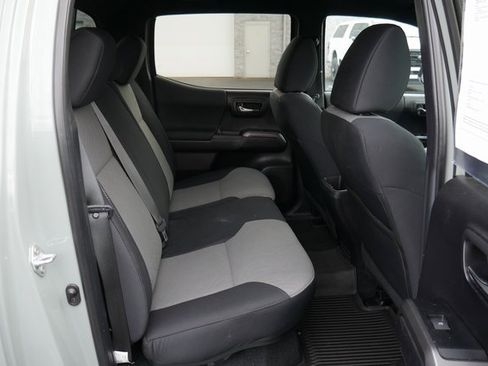 Used 2023 Toyota Tacoma TRD Sport image 26