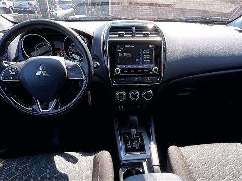 Used 2024 Mitsubishi Outlander Sport LE AWD/4WD image 14