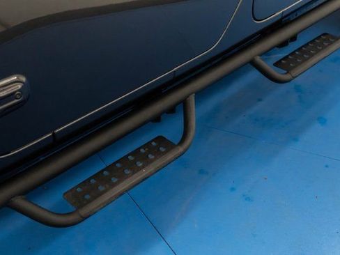 Used 2020 Jeep Gladiator Sport image 9