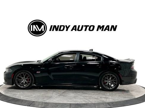 Used 2016 Dodge Charger SRT w/ Technology Group image 7