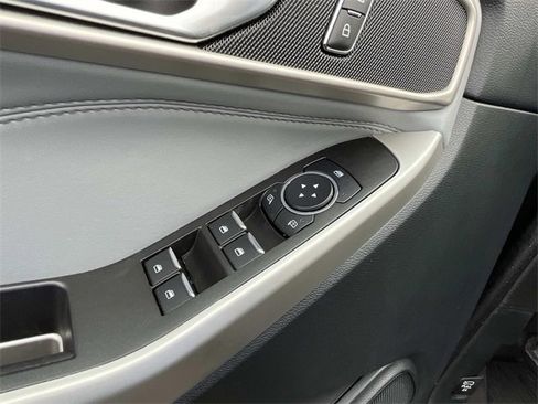 Certified 2023 Ford Explorer XLT w/ Equipment Group 202A image 27