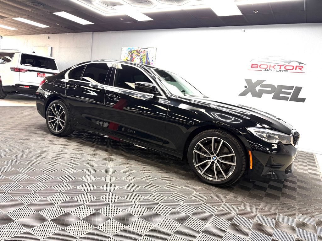 Used 2021 BMW 330i xDrive Sedan w/ Convenience Package AWD/4WD image 2