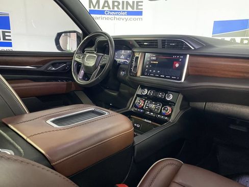 Used 2024 GMC Yukon Denali Ultimate AWD/4WD image 27