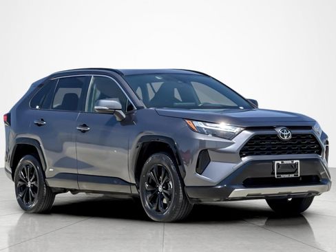 Certified 2025 Toyota RAV4 SE w/ Convenience Package AWD/4WD image 7