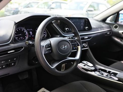 Used 2023 Hyundai Sonata SE FWD image 19