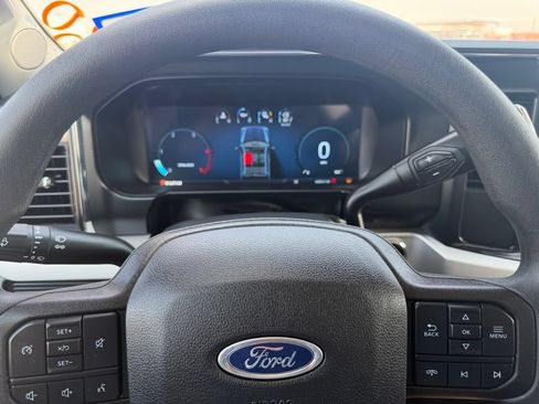 Used 2025 Ford F250 XLT w/ Black Appearance Package AWD/4WD image 13