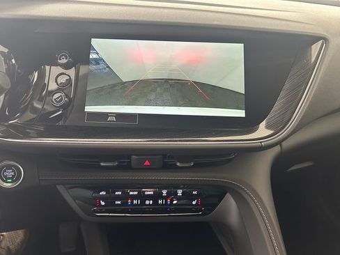 Used 2022 Buick Envision Preferred image 23