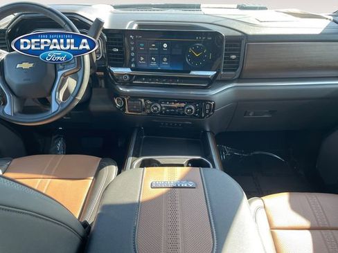 Used 2024 Chevrolet Silverado 3500 High Country w/ High Country Premium Package image 13