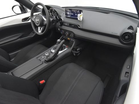 New 2026 MAZDA MX-5 Miata Club RWD image 30