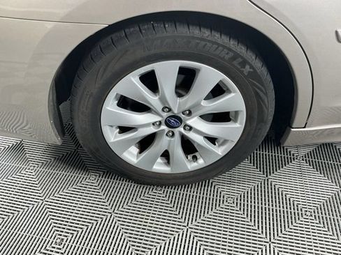Used 2017 Subaru Legacy 2.5i Premium AWD/4WD image 15