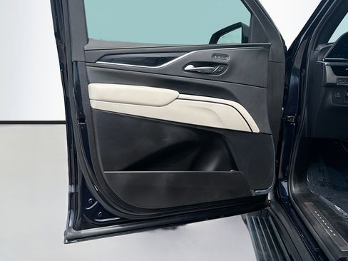 Used 2023 Cadillac Escalade ESV Sport w/ Touring Package AWD/4WD image 24