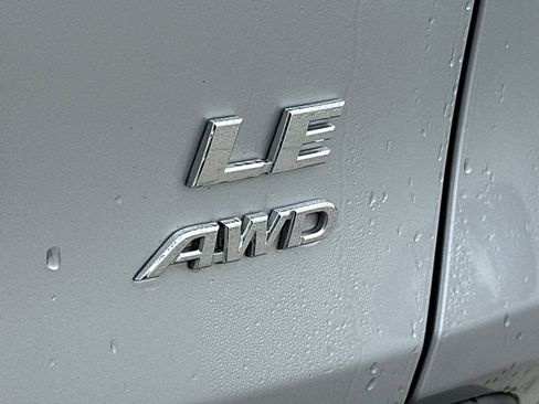Used 2024 Toyota RAV4 LE image 25