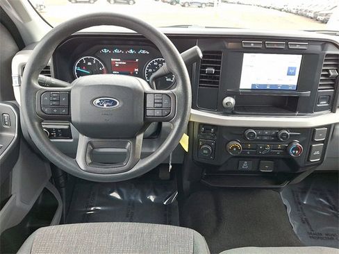 Certified 2024 Ford F250 XLT image 11