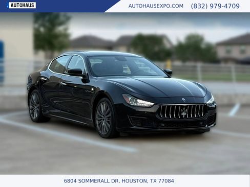 Used 2020 Maserati Ghibli RWD image 1