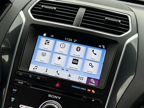 Used 2018 Ford Explorer Limited w/ Equipment Group 301A image 27