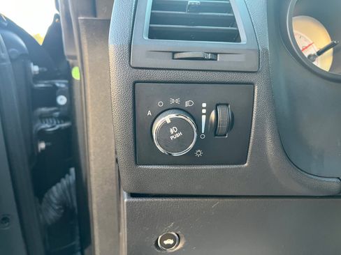 Used 2013 Dodge Challenger R/T Plus image 14