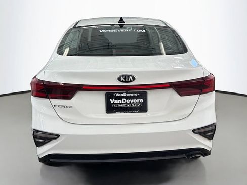 Used 2019 Kia Forte LXS FWD image 8