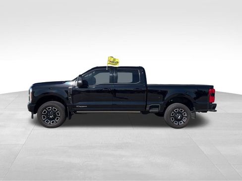 Used 2025 Ford F250 Platinum AWD/4WD image 6