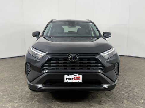 Used 2025 Toyota RAV4 XLE w/ Convenience Package image 2