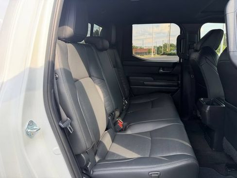 Certified 2024 Toyota Tacoma TRD Sport w/ TRD Sport Premium Package AWD/4WD image 17