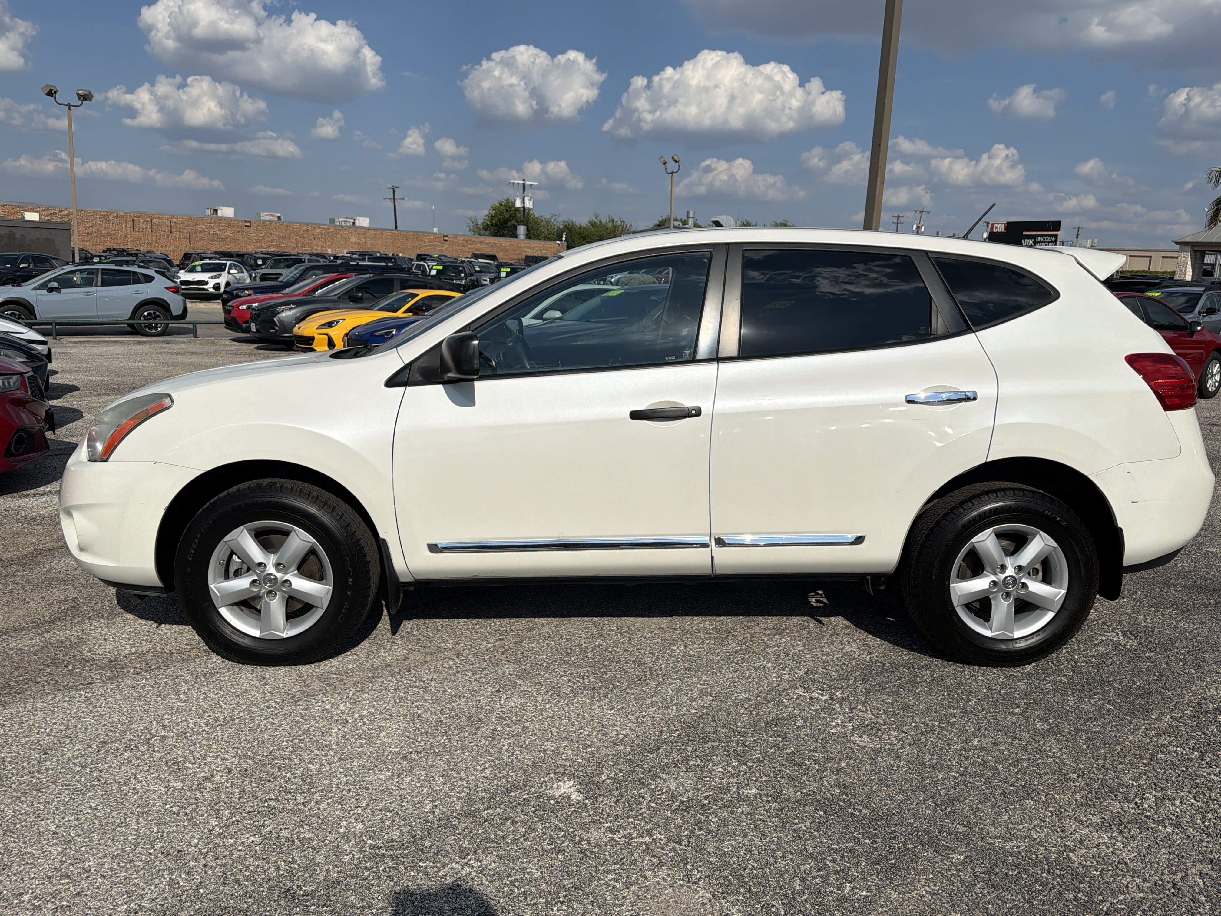 Used 2012 Nissan Rogue S w/ Special Edition Pkg FWD image 8