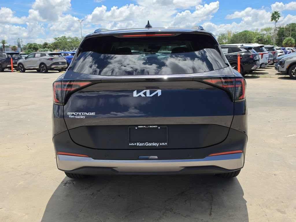 New 2027 Kia Sportage EX FWD image 7