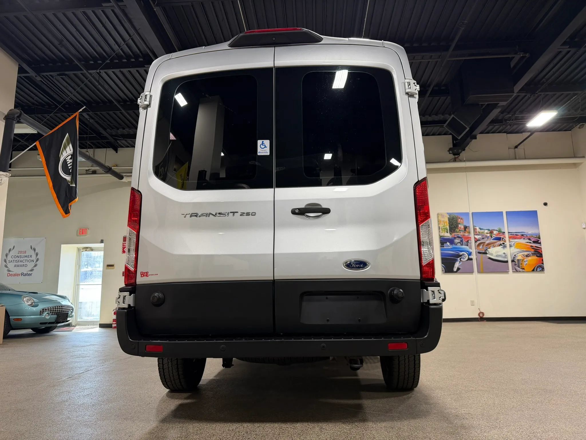Used 2019 Ford Transit 250 148 Medium Roof RWD image 19