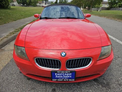 Used 2004 BMW Z4 2.5i RWD image 9