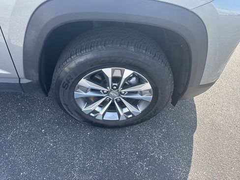 Used 2025 Chevrolet Equinox LT w/ Convenience Package II FWD image 20