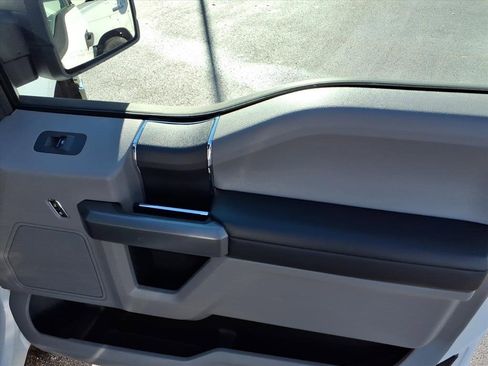 Used 2018 Ford F150 XLT w/ Equipment Group 301A Mid image 22