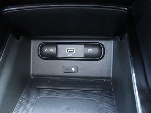 Used 2022 Kia Telluride EX w/ EX Premium Package AWD/4WD image 32