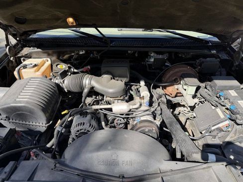 Used 1999 Chevrolet Tahoe 4WD 2-Door w/ Preferred Equipment Group image 24